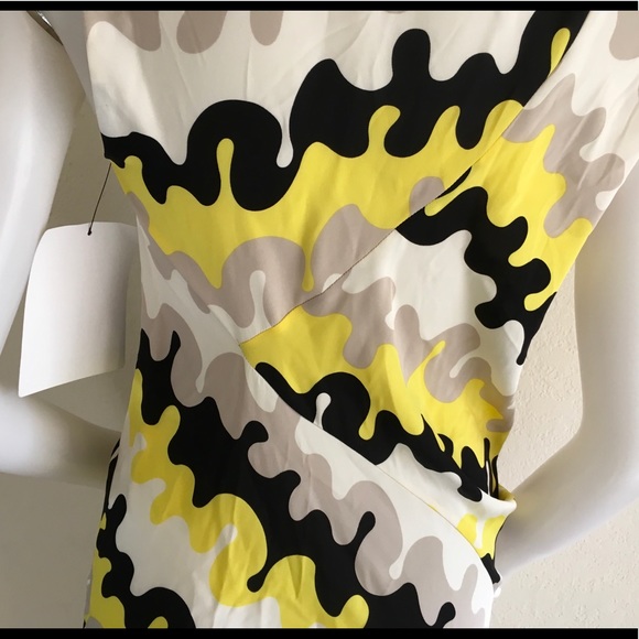 DIANE VON FURSTENBERG B&W Yellow Silk Twist Dress - Picture 6 of 8
